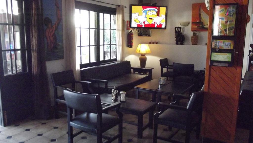 Apartamentos San Antonio Beach Extérieur photo